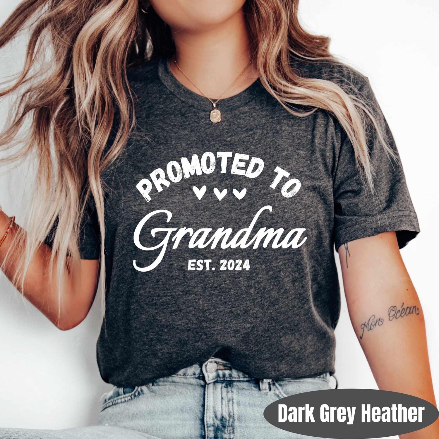 Promoted to Grandma Shirt New Grandma Shirt Grandma Established 2023 2024 Gender Reveal Shirt Pregnancy Reveal Gift for Grandma Grandma Est.